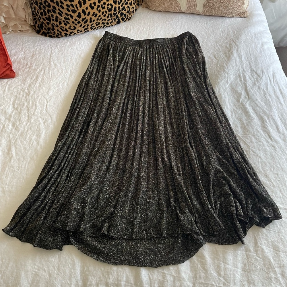 Tahari black skirt with gold fringe